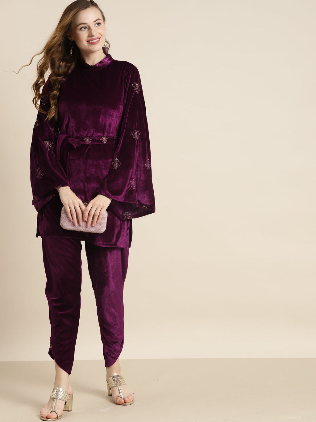 Purple Velvet Zari Embroidered Belt Short Kurta